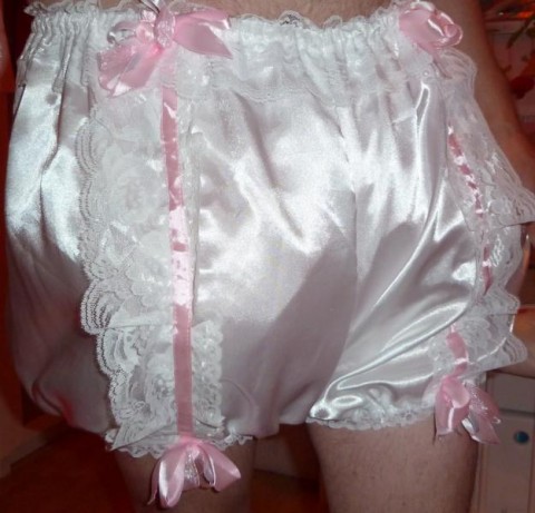 Nanny Alice's Adult Baby Nursery London  UK